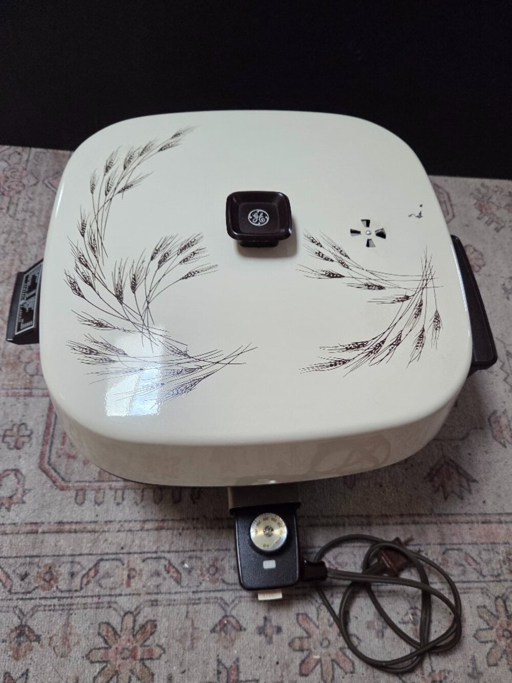 GE Vintage Temp COntrolled Buffet Server